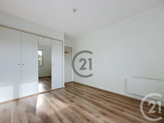 Appartement &agrave; louer - 2 pi&egrave;ces - 45 m2 - Sens - 89 - BOURGOGNE