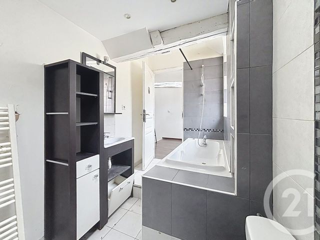 Appartement F3 &agrave; vendre - 3 pi&egrave;ces - 64,65 m2 - Sens - 89 - BOURGOGNE