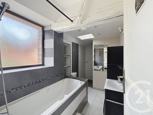 Appartement F3 &agrave; vendre - 3 pi&egrave;ces - 64,65 m2 - Sens - 89 - BOURGOGNE