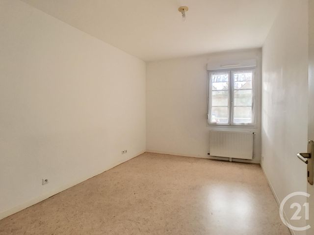 Appartement F2 &agrave; louer - 2 pi&egrave;ces - 57,26 m2 - Pont Sur Yonne - 89 - BOURGOGNE