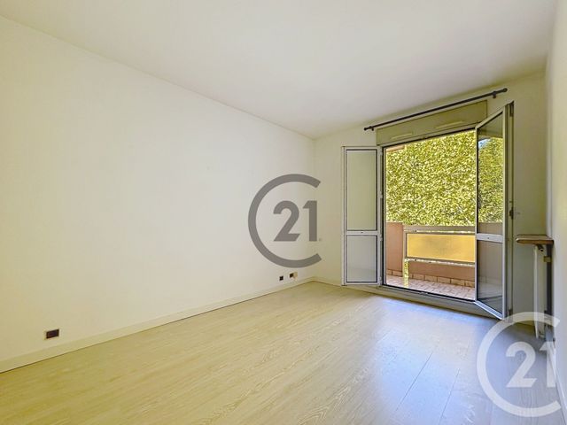Appartement &agrave; louer - 2 pi&egrave;ces - 49 m2 - Sens - 89 - BOURGOGNE