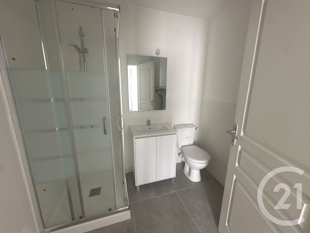 Appartement &agrave; louer - 2 pi&egrave;ces - 45,56 m2 - St Clement - 89 - BOURGOGNE