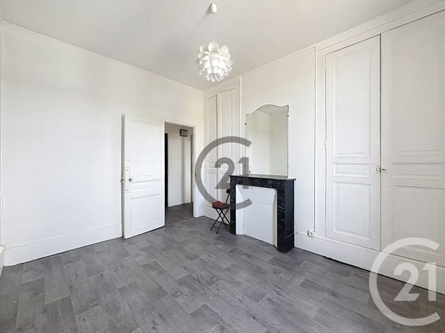Appartement F3 &agrave; louer - 3 pi&egrave;ces - 49,06 m2 - Sens - 89 - BOURGOGNE