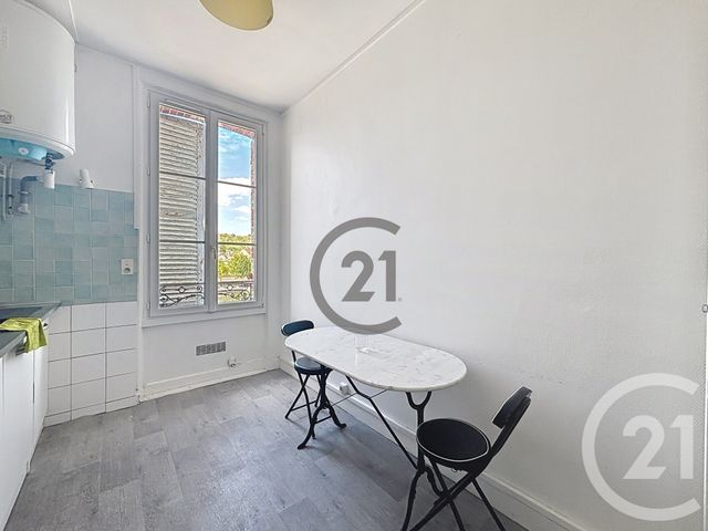 Appartement F3 &agrave; louer - 3 pi&egrave;ces - 49,06 m2 - Sens - 89 - BOURGOGNE