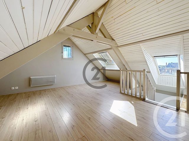 Appartement &agrave; louer - 2 pi&egrave;ces - 28 m2 - Sens - 89 - BOURGOGNE