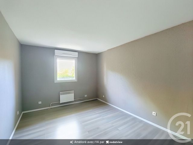 Appartement T2 &agrave; vendre - 2 pi&egrave;ces - 47,85 m2 - Villeneuve Sur Yonne - 89 - BOURGOGNE