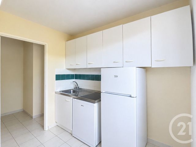 Appartement T2 &agrave; vendre - 2 pi&egrave;ces - 47,85 m2 - Villeneuve Sur Yonne - 89 - BOURGOGNE