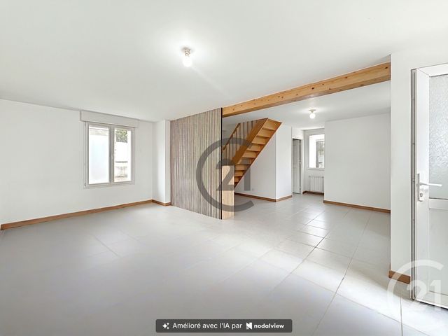 Appartement F3 &agrave; louer - 3 pi&egrave;ces - 68 m2 - St Clement - 89 - BOURGOGNE
