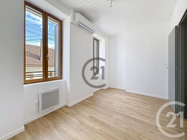 Appartement &agrave; louer - 3 pi&egrave;ces - 56,15 m2 - Veron - 89 - BOURGOGNE