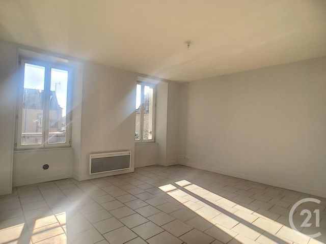 Appartement F3 &agrave; louer - 3 pi&egrave;ces - 50,60 m2 - Sens - 89 - BOURGOGNE
