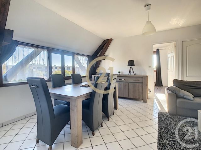 Appartement F2 &agrave; louer - 2 pi&egrave;ces - 51 m2 - Sens - 89 - BOURGOGNE