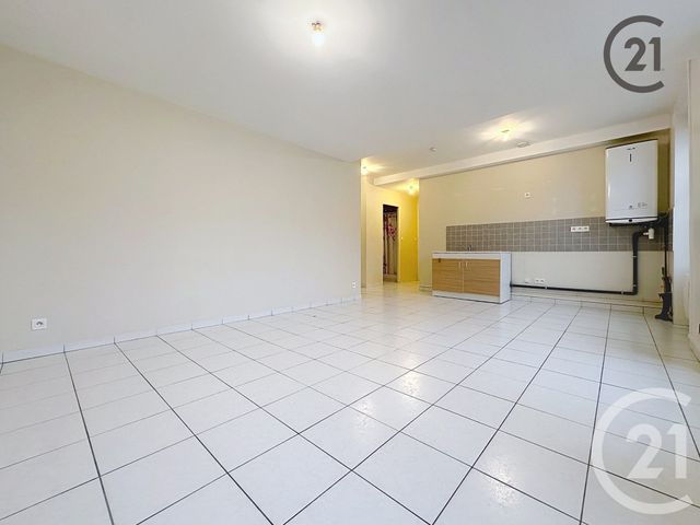 Appartement F2 &agrave; louer - 2 pi&egrave;ces - 45,13 m2 - Sens - 89 - BOURGOGNE