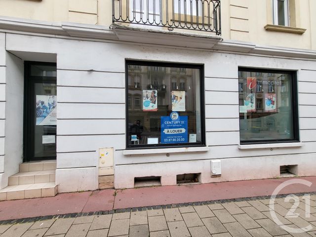 Appartement Local à louer - 4 pièces - 75 m2 - Metz - 57 - LORRAINE