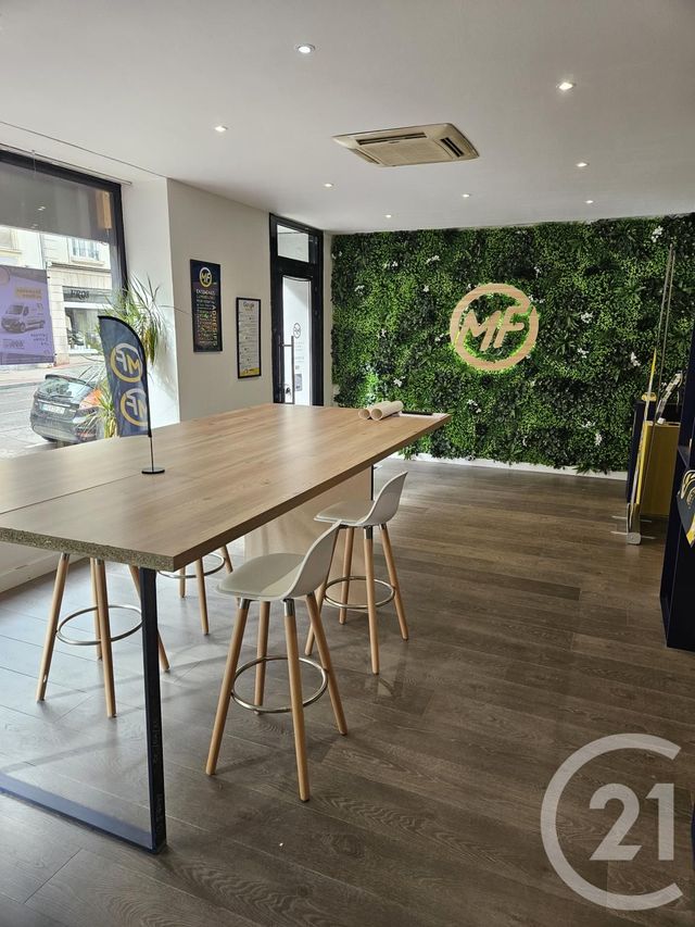 Appartement Local à louer - 4 pièces - 75 m2 - Metz - 57 - LORRAINE