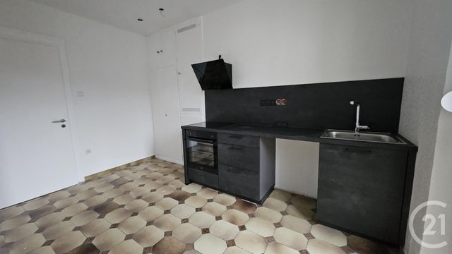 Appartement F4 &agrave; louer - 4 pi&egrave;ces - 102 m2 - Metz - 57 - LORRAINE