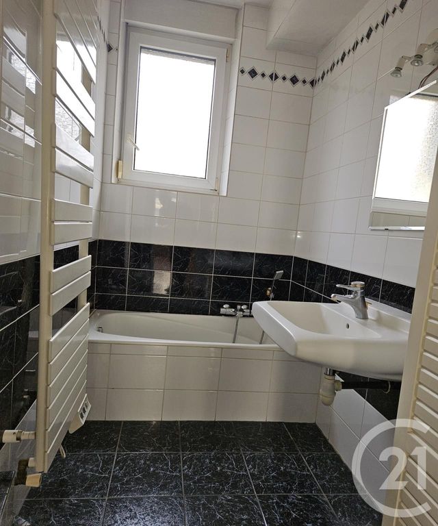 Appartement a louer metz - 4 pièce(s) - 96.7 m2 - Surfyn