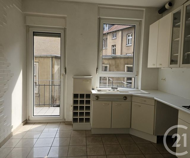 Appartement a louer metz - 4 pièce(s) - 96.7 m2 - Surfyn