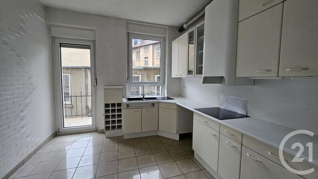 Appartement &agrave; louer - 4 pi&egrave;ces - 96,73 m2 - Metz - 57 - LORRAINE