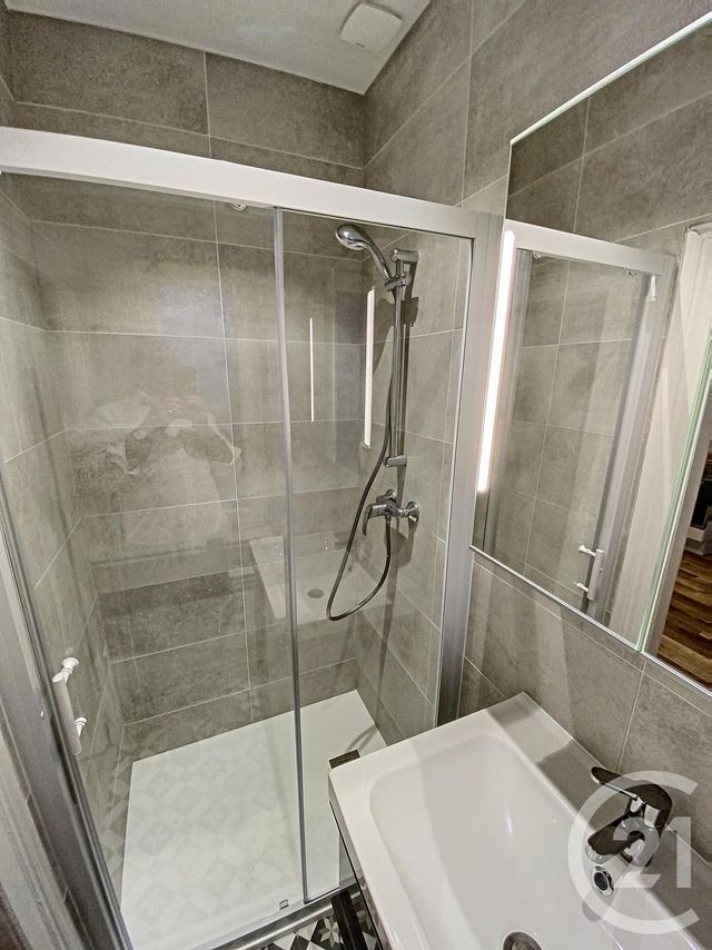 Appartement F2 à louer - 2 pièces - 46,35 m2 - Montigny Les Metz - 57 - LORRAINE