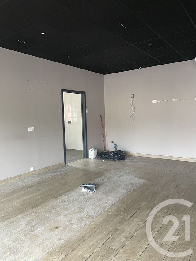 Appartement Local à louer - 2 pièces - 66,71 m2 - Verny - 57 - LORRAINE