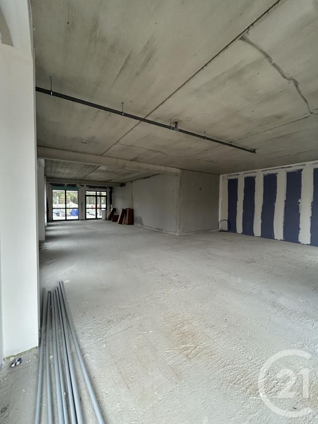 Appartement Local &agrave; louer - 1 pi&egrave;ce - 115 m2 - Le Ban St Martin - 57 - LORRAINE