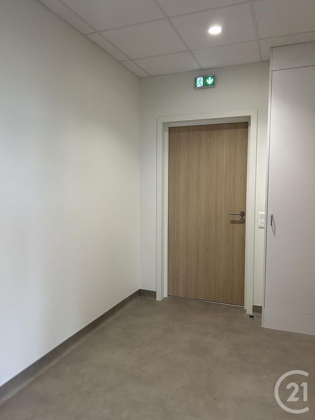 Appartement Local &agrave; louer - 1 pi&egrave;ce - 55 m2 - Le Ban St Martin - 57 - LORRAINE