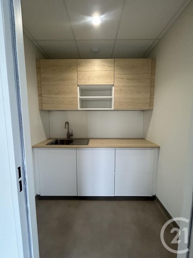 Appartement Local &agrave; louer - 1 pi&egrave;ce - 55 m2 - Le Ban St Martin - 57 - LORRAINE