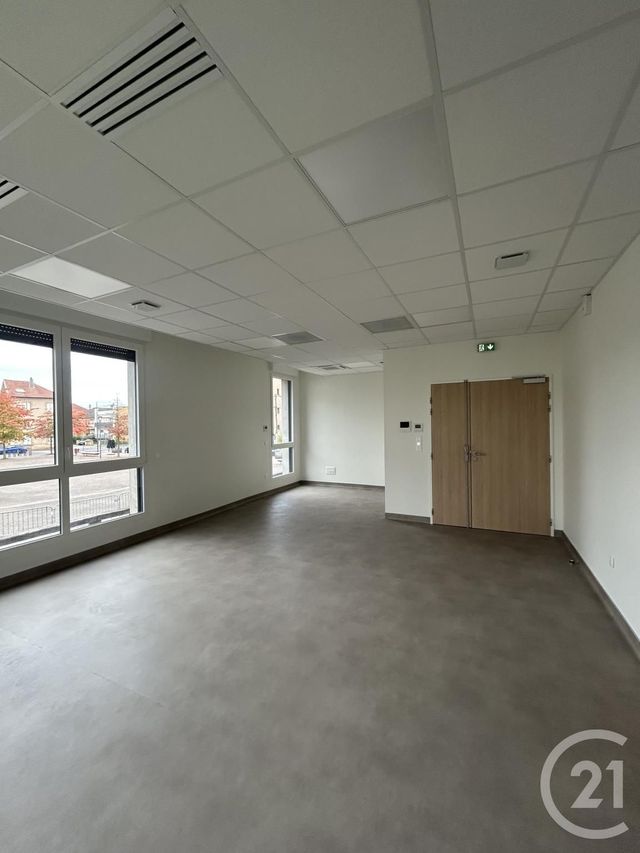 Appartement Local &agrave; louer - 1 pi&egrave;ce - 55 m2 - Le Ban St Martin - 57 - LORRAINE