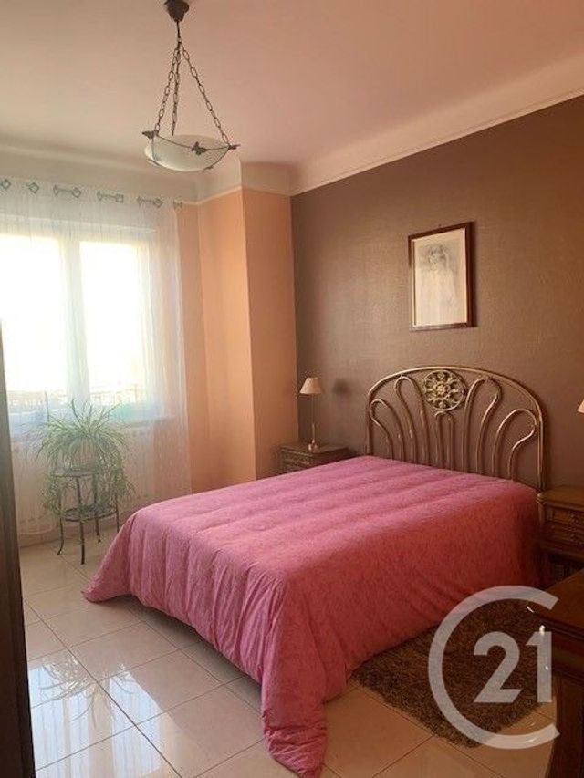 Appartement F4 à vendre - 4 pièces - 89,70 m2 - Moulins Les Metz - 57 - LORRAINE