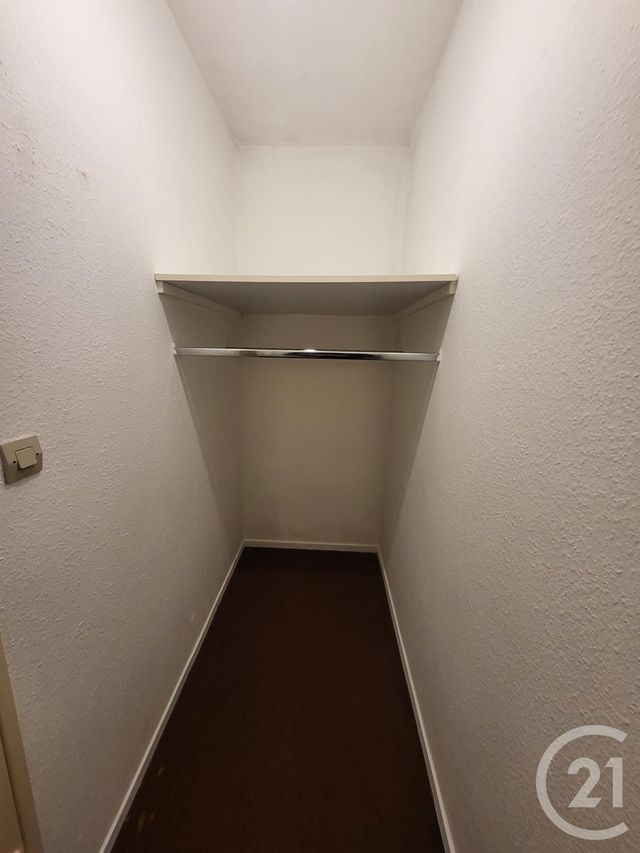 Appartement F2 &agrave; louer - 2 pi&egrave;ces - 46,89 m2 - Metz - 57 - LORRAINE