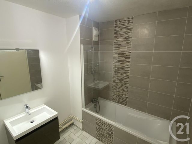 Appartement F4 &agrave; louer - 4 pi&egrave;ces - 87,95 m2 - Metz - 57 - LORRAINE