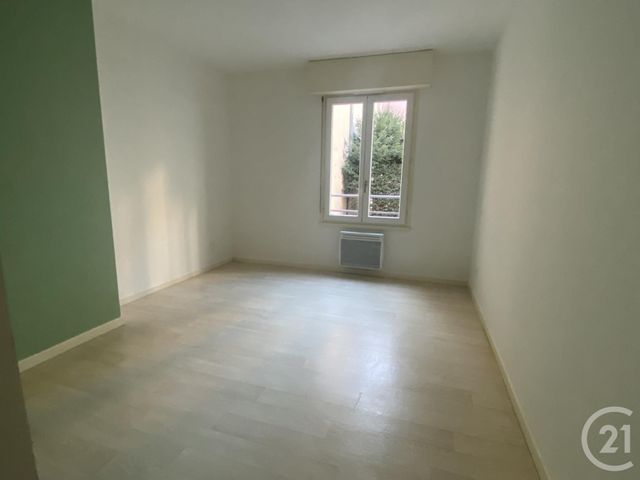 Appartement F4 &agrave; louer - 4 pi&egrave;ces - 87,95 m2 - Metz - 57 - LORRAINE
