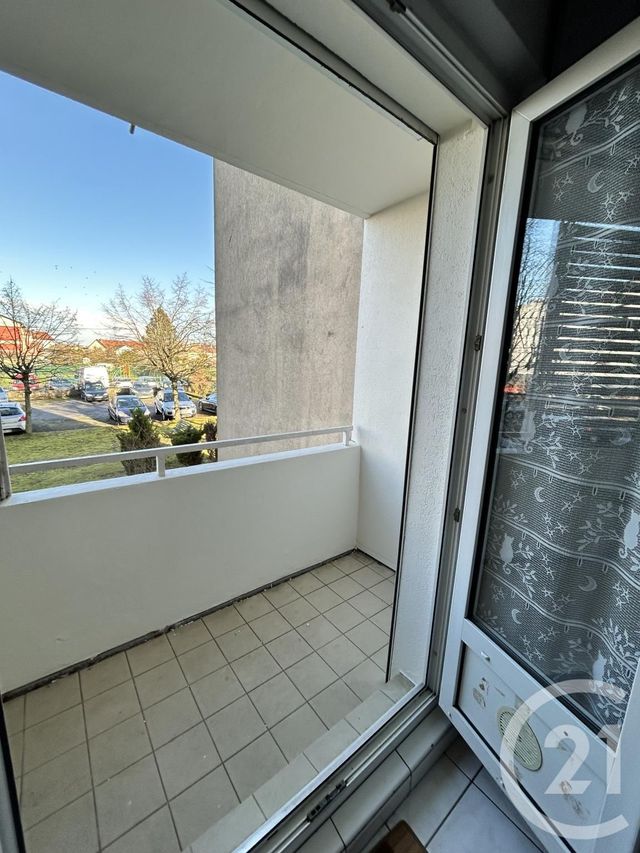 Appartement &agrave; louer - 4 pi&egrave;ces - 75 m2 - Maizieres Les Metz - 57 - LORRAINE