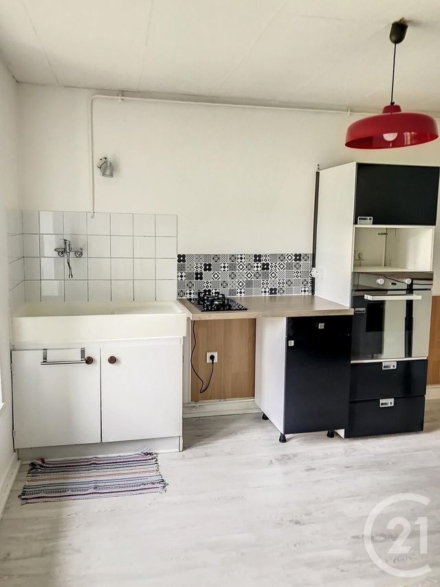 Appartement F3 &agrave; louer - 3 pi&egrave;ces - 148 m2 - Clemery - 54 - LORRAINE