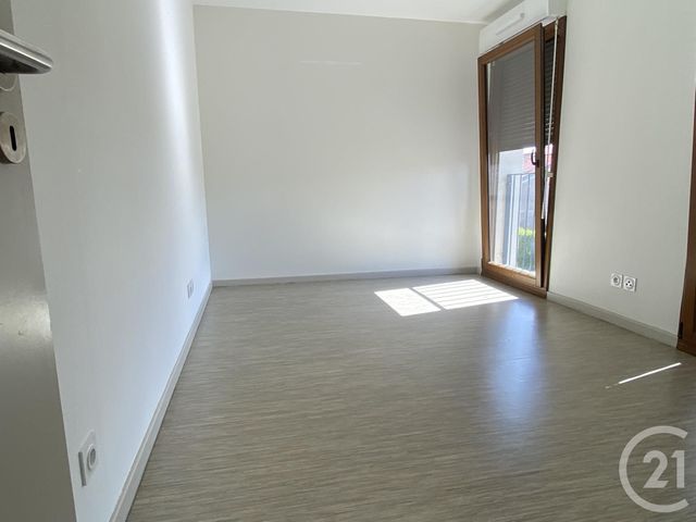 Appartement &agrave; louer - 3 pi&egrave;ces - 63 m2 - Plesnois - 57 - LORRAINE