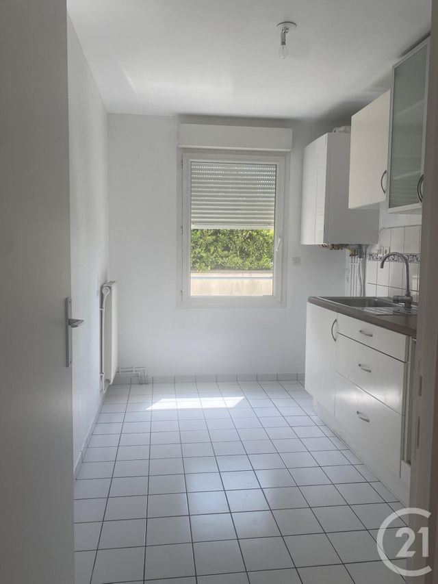 Appartement F5 &agrave; louer - 4 pi&egrave;ces - 80 m2 - Metz - 57 - LORRAINE