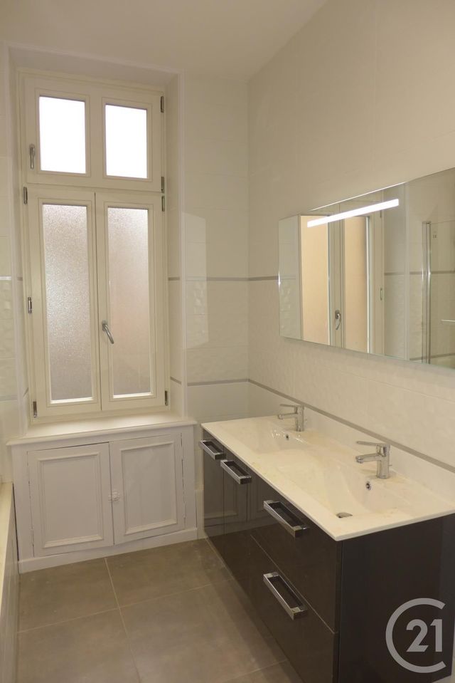 Appartement F4 &agrave; louer - 4 pi&egrave;ces - 108,54 m2 - Metz - 57 - LORRAINE