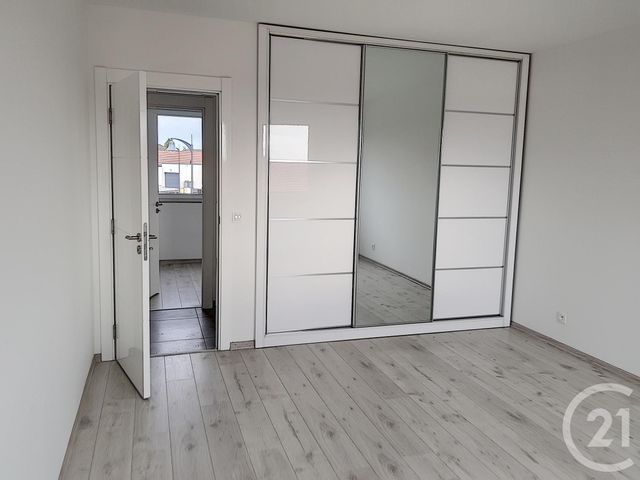 Maison &agrave; louer - 5 pi&egrave;ces - 137,37 m2 - Laquenexy - 57 - LORRAINE