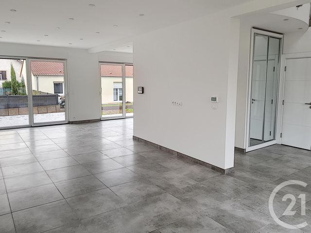 Maison &agrave; louer - 5 pi&egrave;ces - 137,37 m2 - Laquenexy - 57 - LORRAINE