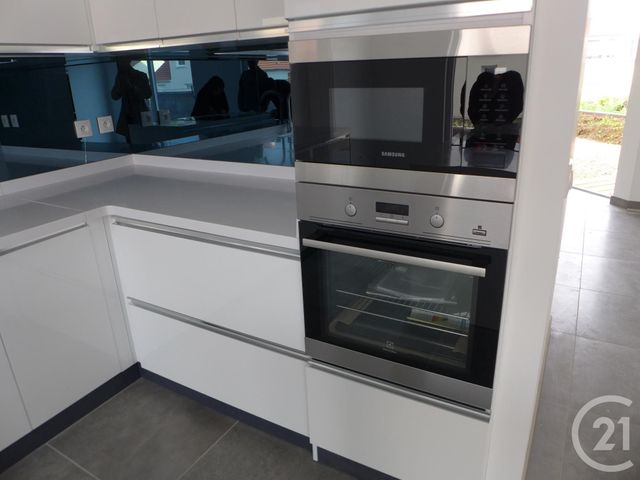 Maison &agrave; louer - 5 pi&egrave;ces - 137,37 m2 - Laquenexy - 57 - LORRAINE