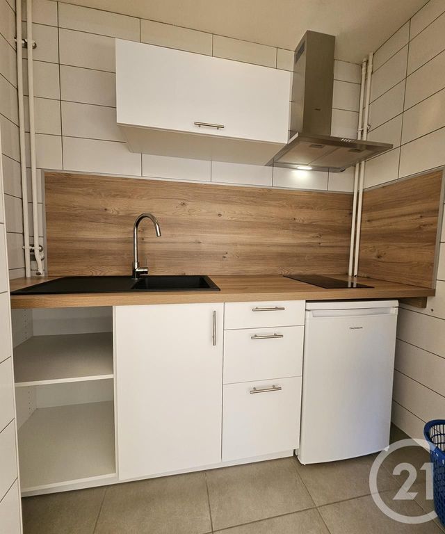 Appartement F1 &agrave; louer - 1 pi&egrave;ce - 25,52 m2 - Metz - 57 - LORRAINE