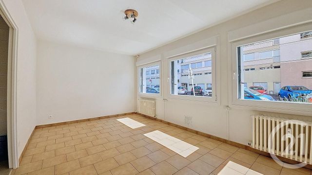 Appartement F1 &agrave; louer - 1 pi&egrave;ce - 25,52 m2 - Metz - 57 - LORRAINE