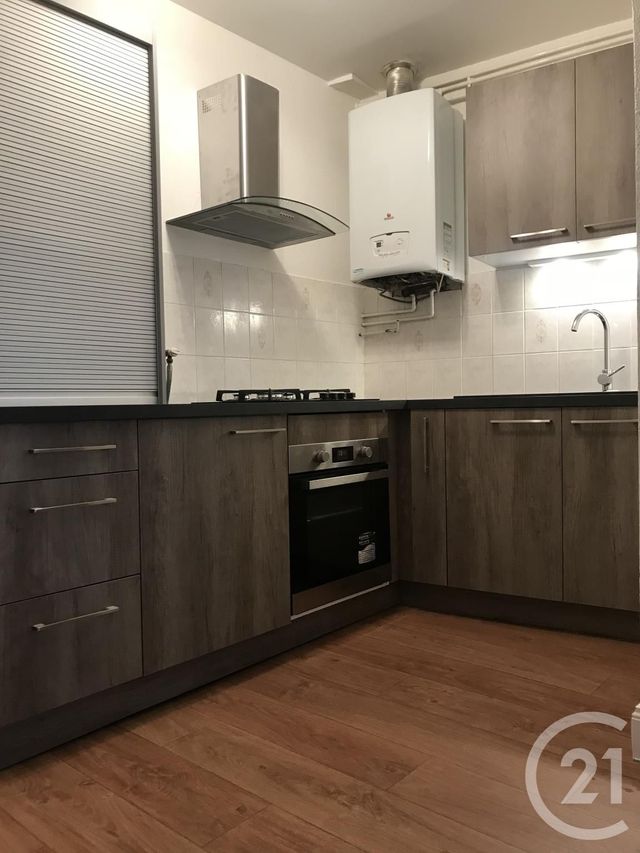 Appartement &agrave; louer - 2 pi&egrave;ces - 65,15 m2 - Metz - 57 - LORRAINE