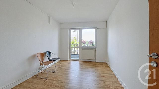 Appartement F5 &agrave; louer - 5 pi&egrave;ces - 92 m2 - Maizieres Les Metz - 57 - LORRAINE