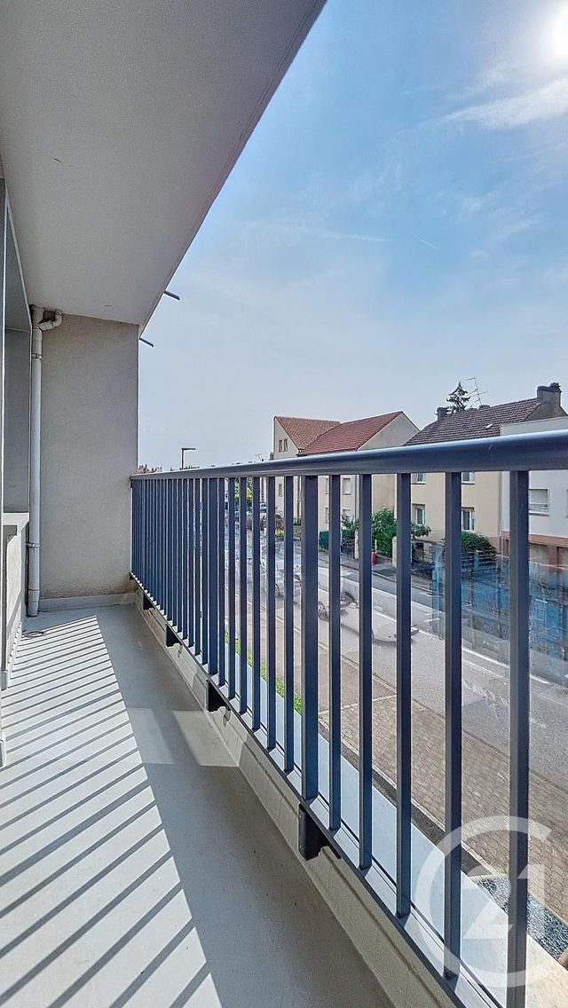 Appartement F5 &agrave; louer - 5 pi&egrave;ces - 92 m2 - Maizieres Les Metz - 57 - LORRAINE