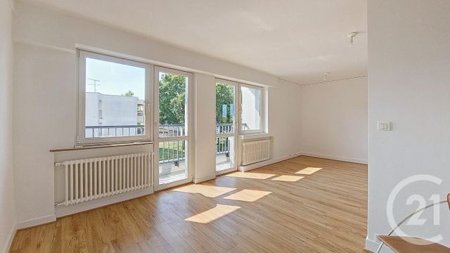 Appartement F5 &agrave; louer - 5 pi&egrave;ces - 92 m2 - Maizieres Les Metz - 57 - LORRAINE