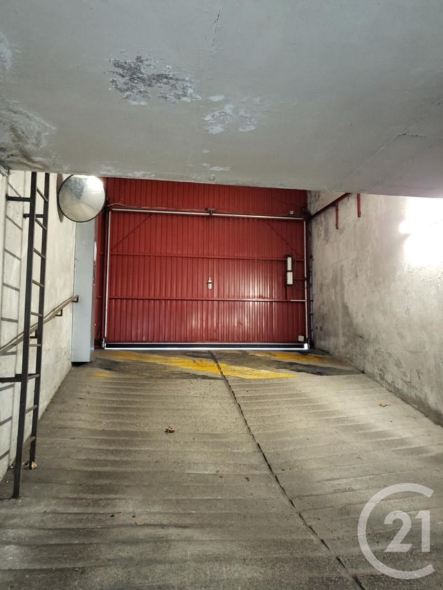 Parking &agrave; louer - 4 m2 - Metz - 57 - LORRAINE