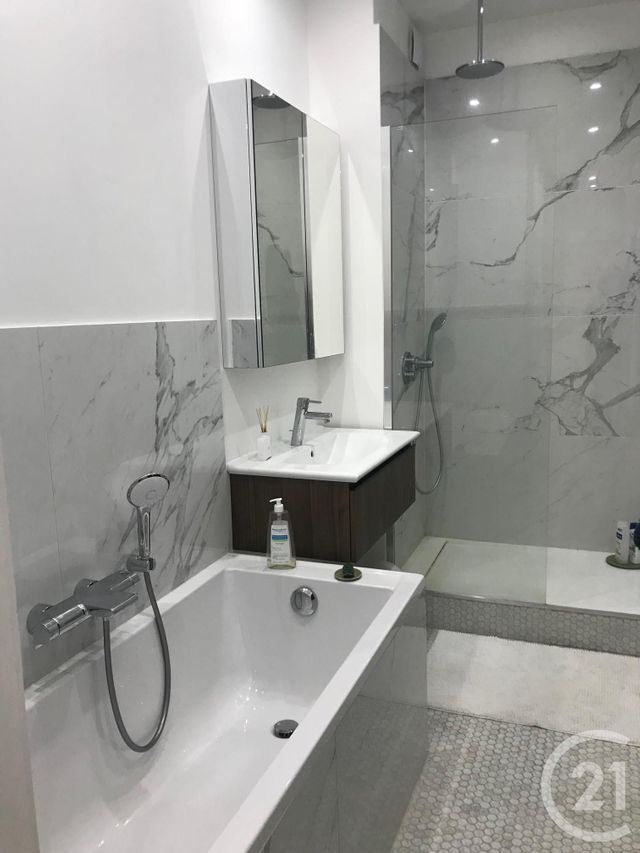 Appartement F4 &agrave; louer - 4 pi&egrave;ces - 101,74 m2 - Metz - 57 - LORRAINE