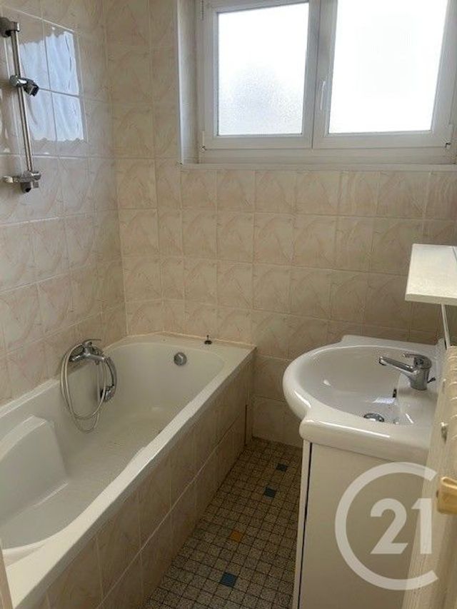 Maison &agrave; vendre - 11 pi&egrave;ces - 213 m2 - Yutz - 57 - LORRAINE