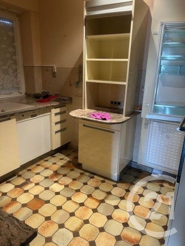 Maison &agrave; vendre - 11 pi&egrave;ces - 213 m2 - Yutz - 57 - LORRAINE